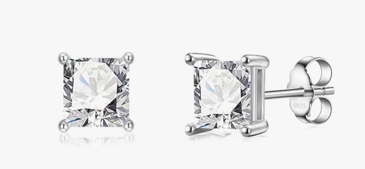 Style10: Stud Earrings