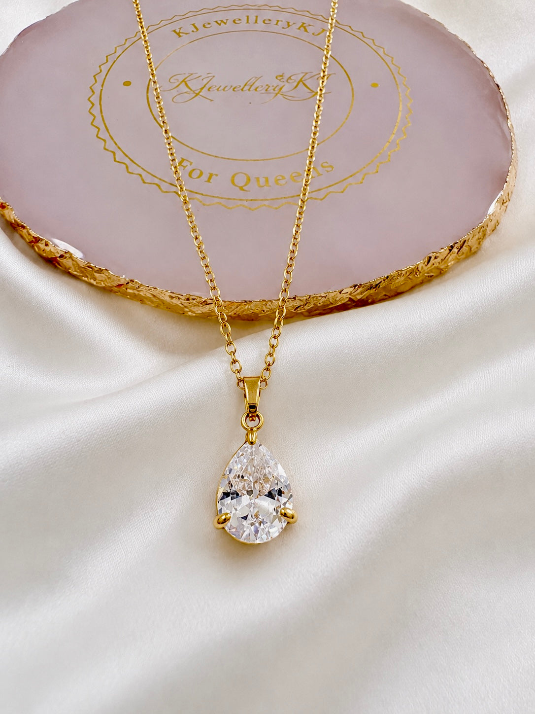 Jana Necklace